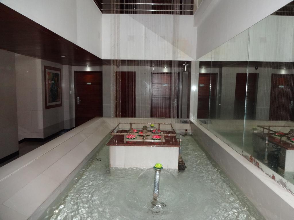Lotus Comfort - A Pondy Hotel Ποντισερί Εξωτερικό φωτογραφία