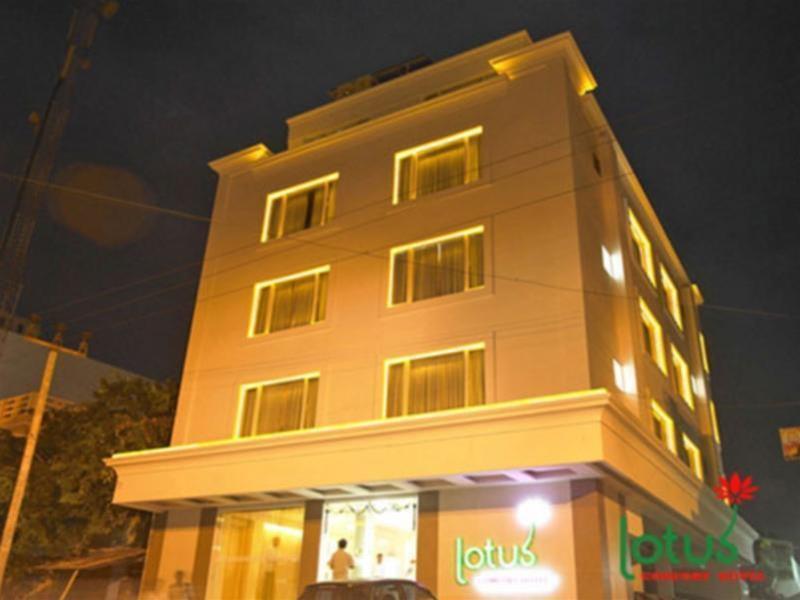 Lotus Comfort - A Pondy Hotel Ποντισερί Εξωτερικό φωτογραφία